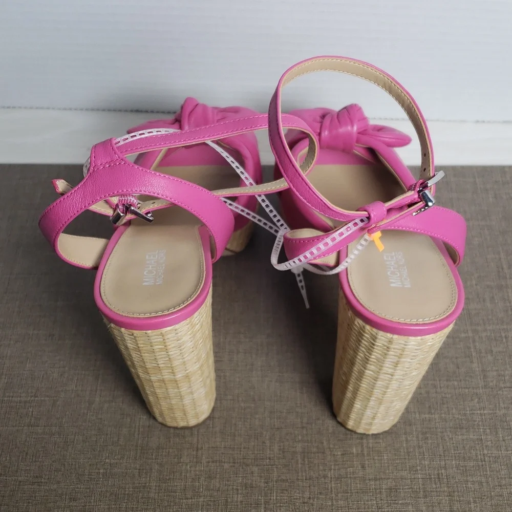 Michael Kors Sadie Pink  Leather Bow Platform Sandals - SZ 8.5 - NWOT‎